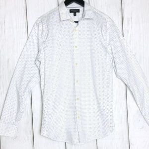 Banana Republic Shirts - Banana Republic Mens White & Blue Print Button Up Banana Republic Shirts - Banana Republic Mens White & Blue Print Button Up